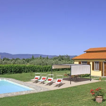 Pietraia Sleeps 6 Pool Air Con Wifi *